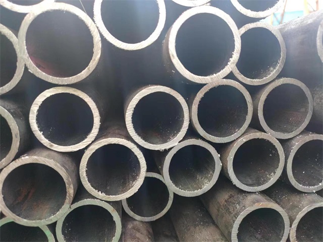 商洛10#结构用无缝钢管